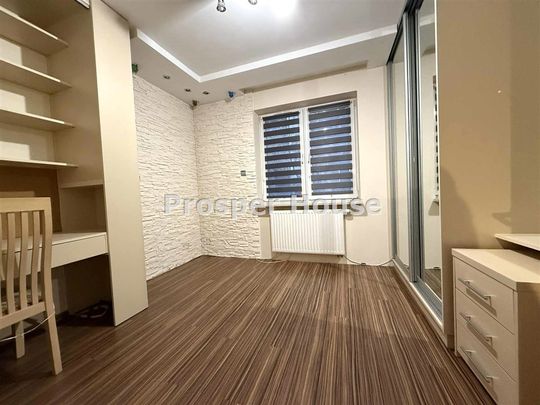 Warszawa, Bemowo, Bemowo/ Fort Bema, Obrońców Tobruku, os. Leśne obok parku - Фото 1