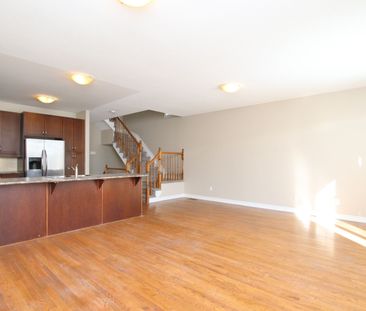 For Lease - 346 Glenbrae Avenue, Kanata, Ontario - Photo 6