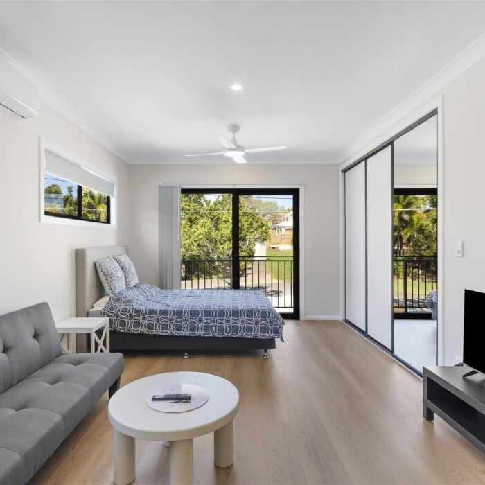 Brand New, Fully Furnished One-bedroom apartments with utilities included - Photo 1