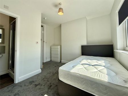 Drummond Road, Bournemouth, Dorset, BH1 - Photo 4