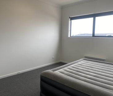 Nearly new property in prime Location - Photo 1