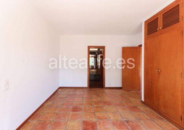 Avenida Principal, Altea, Valencian Community 03590