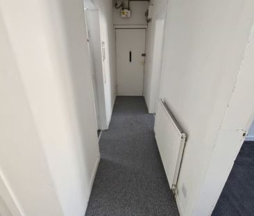 2 Bed Flat, Prestonfield Terrace, EH16 - Photo 2