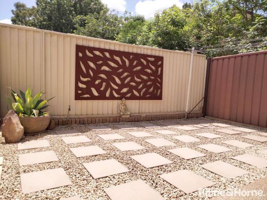 Lovely Two Bedroom Townhouse - Photo 1