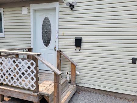 For Lease - 20 Mowat Crescent Unit# Lower, Barrie, Ontario - Photo 4