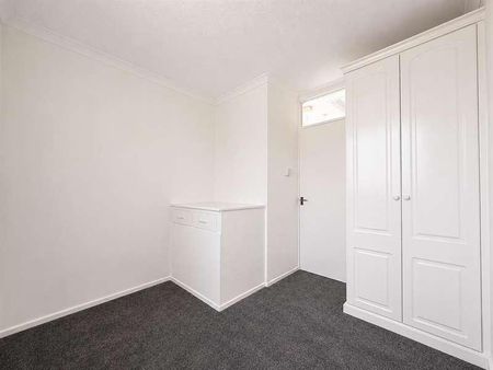 Penrhos Crescent, Rumney, CF3 - Photo 3