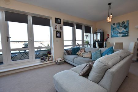 29, Pullman House, 11 Tudor Way, Beeston, Leeds, LS11 8LR - Photo 2