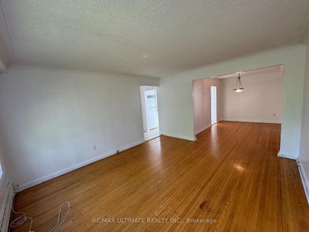 For Lease - 468 Ridelle Avenue Unit# 2, Toronto, Ontario - Photo 2