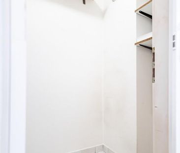 Pronájem bytu 2+kk 68 m2 - Fotografie 5