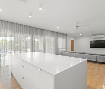 Supreme Luxury Home in Roebuck Estate - Photo 1