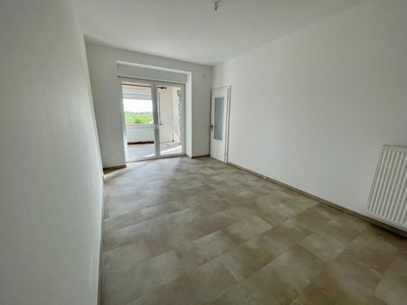 Appartement 4 pièces à Hundling - Photo 2