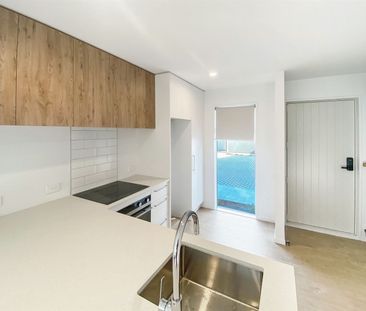 6/266 Selwyn Street, Somerfield, NZ 8024 - Photo 4