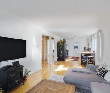 5½ lumineux rénové à Laval-des-Rapides – Disponible immédiatement. - Photo 1