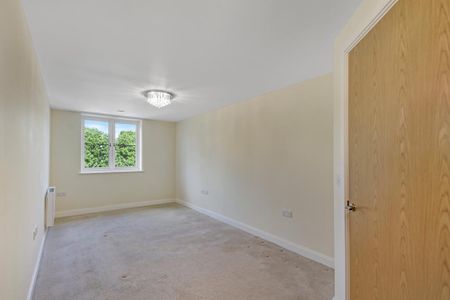 2 bedroom retirement property to rent - Photo 5