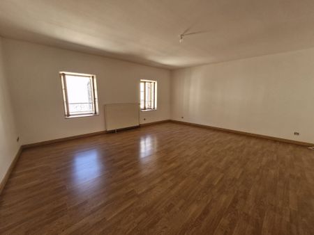 Location Maison 5 pièces 172m² CONDRIEU 69420 - Photo 2