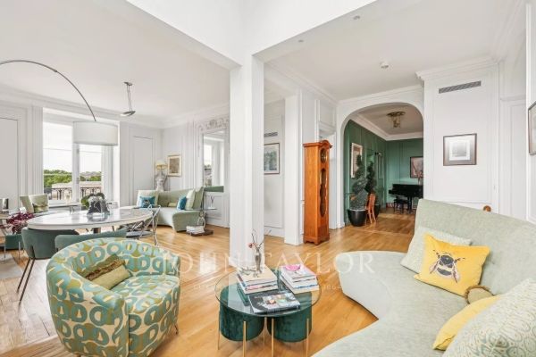 Appartement à louer à Paris 8Ème - Photo 1