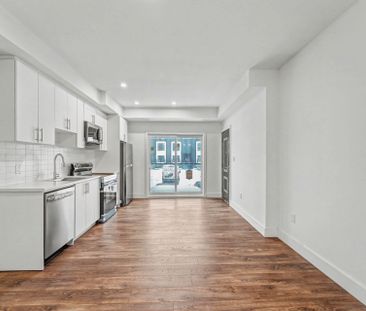 For Lease - 6638 McLeod Road Unit# 217, Niagara Falls, Ontario - Photo 4