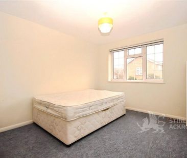 3 bedroom semi-detached house to rent - Photo 6