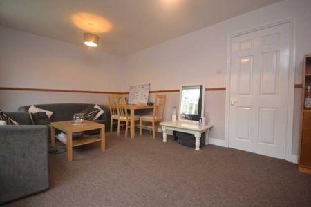 4 Bed - Melrose Avenue, University Area - Photo 3