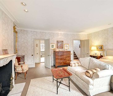 Beautiful 3 bedroom house in the heart of Knightsbridge - Photo 1