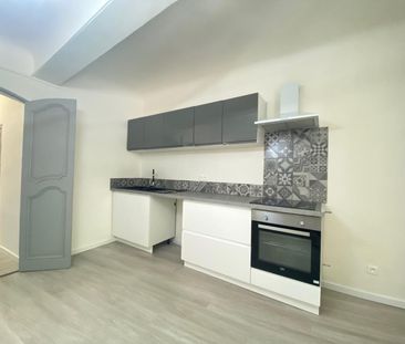 Location Appartement 2 pièces 44m² CARCES 83570 - Photo 4