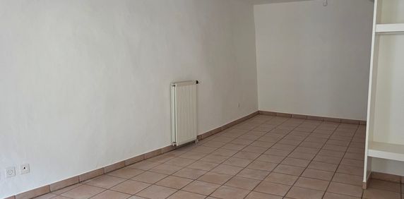 Studio avec cuisine neuve au coeur de la vieille ville - Photo 2