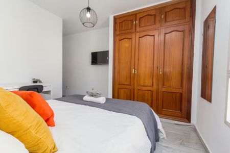 Calle Martínez de la Rosa, Málaga, Andalusia 29010 - Foto 5