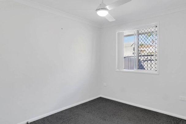 Beautifully Renovated Unit in a Fantastic Location - Photo 1