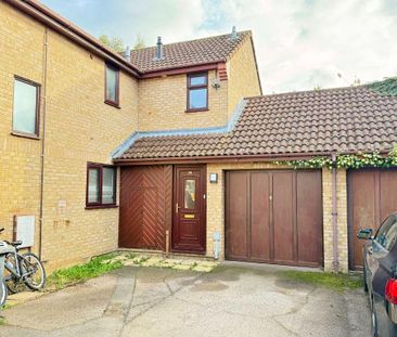 3 bedroom semi-detached house to rent - Photo 5