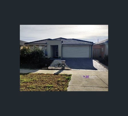 23 Statesman Way, Point Cook, Vic 3030 - Photo 1