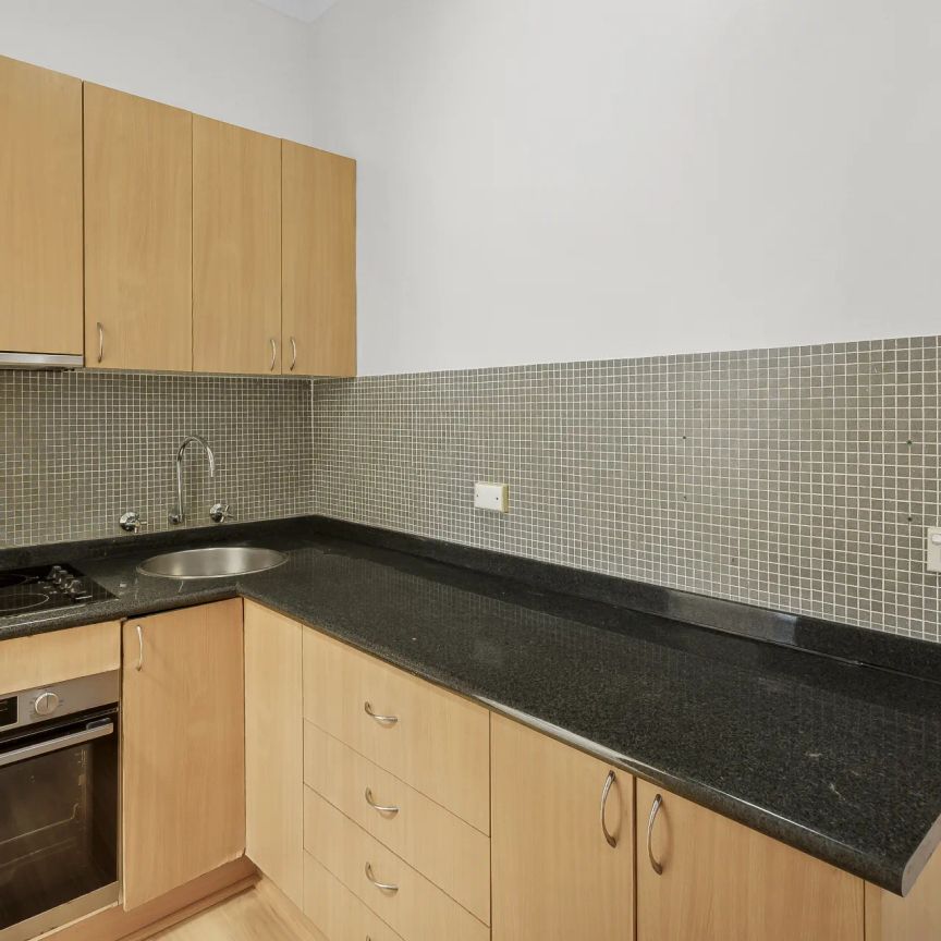 Ground Floor Apartment Near the Beach and Manly Corso - Photo 1