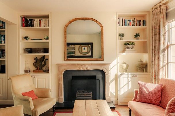 4 bedroom terraced house to rent - Photo 1