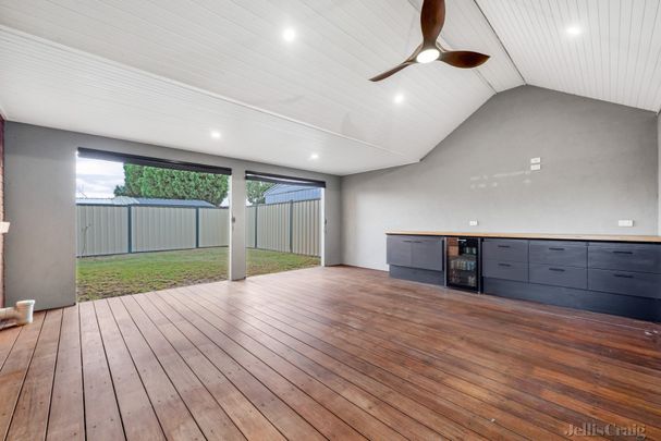 12 Parkview Court, Lalor - Photo 1