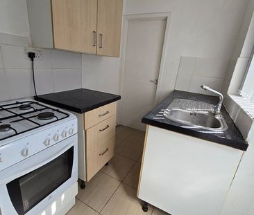 2 Bed Terraced House, Liverpool, L6 - Photo 5