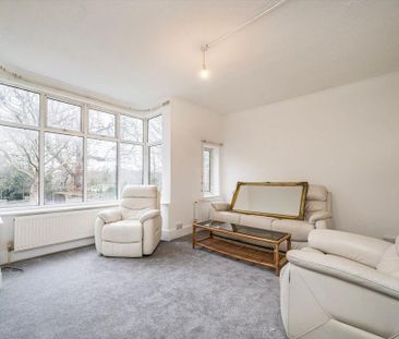 2 bedroom maisonette to rent - Photo 2