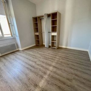 Location Appartement 2 pièces 66m² - Photo 2