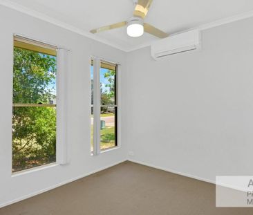 44 Hollanders Crescent, Kelso, QLD, 4815 - Photo 5