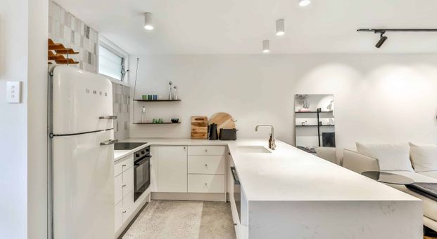 CITY SLICKER - MT EDEN - Photo 1