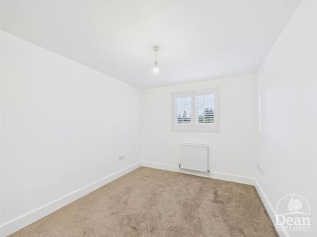 Charnwood Court, Lydney - Photo 3