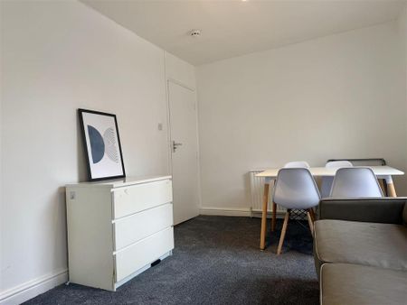 3 bedroom house to rent - Photo 2