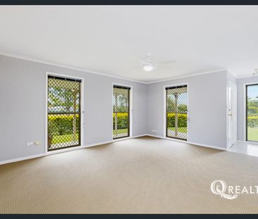 Lovely Family Home In A Prime Location - Photo 5