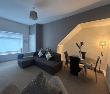 2 bedroom house to rent - Photo 1