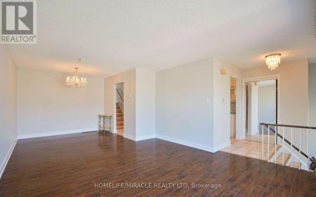 28 PETERSON COURT N - Photo 3