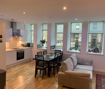 15 Lansdown Road - Photo 1