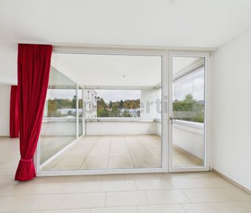 Moderne 4.5 Zimmerwohnung mit grosszüger Loggia in Wald - Foto 4