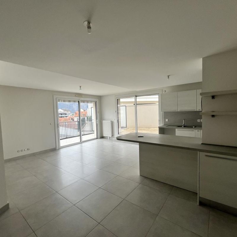 Location Appartement 4 pièces 90m² AIX LES BAINS 73100 - Photo 1