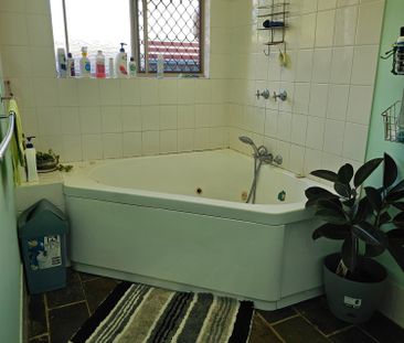 Bentley Park - Photo 6