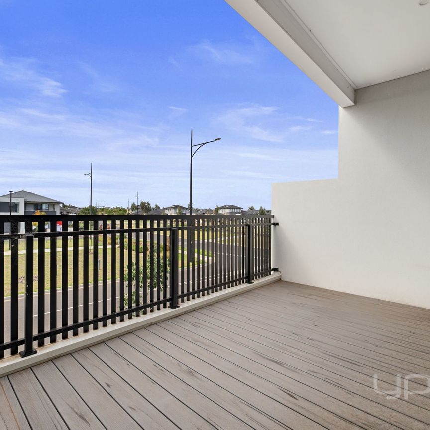 3 BEDROOM TOWNHOUSE IN STRATHTULLOH - Photo 1