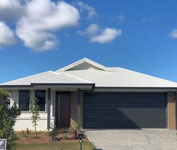 19 Brightstar Street, Ormeau QLD 4208 - House For Rent | Domain - Photo 2