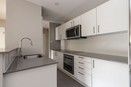 111 Lawton Boulevard - Photo 4